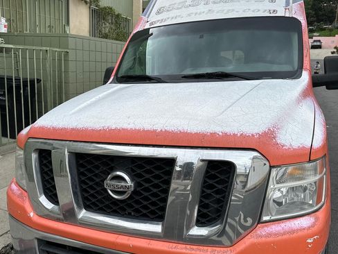 Used 2013 Nissan NV 2500 SV w/ Side Curtain Airbag Pkg image 4