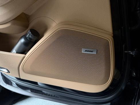 Used 2018 Porsche Panamera 4S image 17