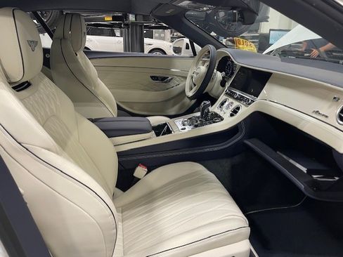 Used 2024 Bentley Continental GT V8 AWD/4WD image 12