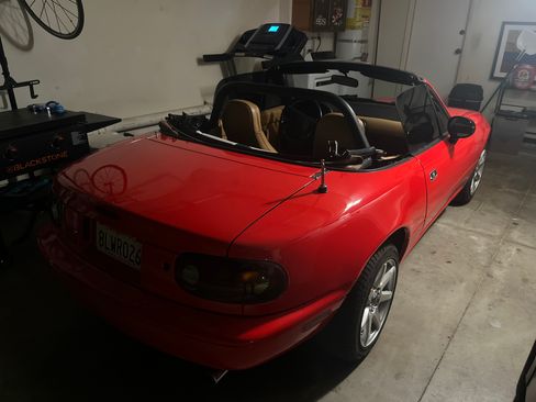 Used 1993 MAZDA MX-5 Miata RWD image 5