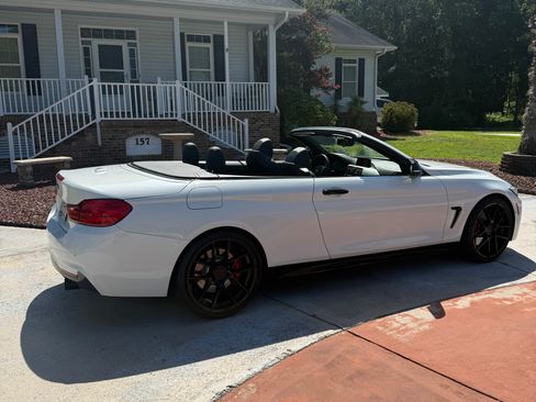 Used 2017 BMW 440i Convertible RWD image 6