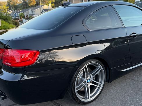 Used 2011 BMW 335is Coupe RWD image 4