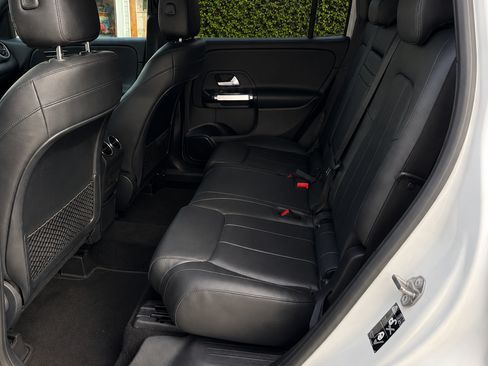Used 2020 Mercedes-Benz GLB 250 image 9
