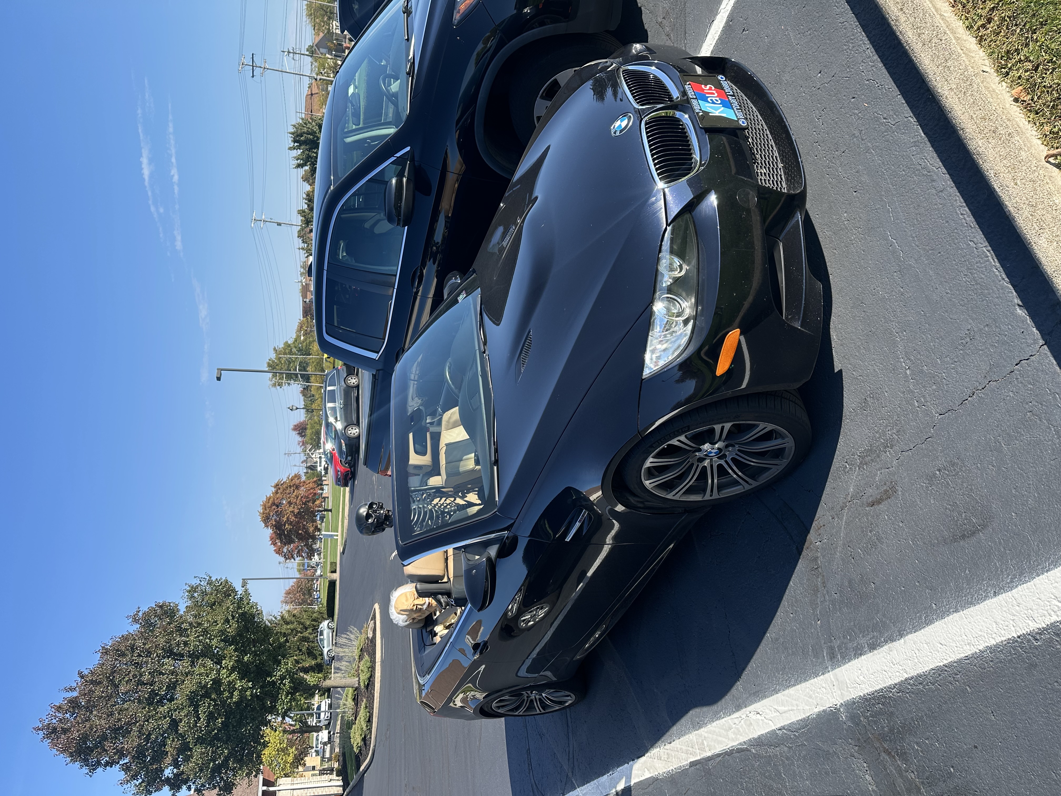 Used 2010 BMW M3 Convertible RWD image 1