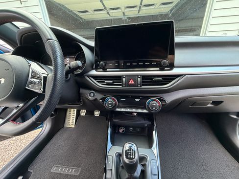 Used 2023 Kia Forte GT FWD image 19