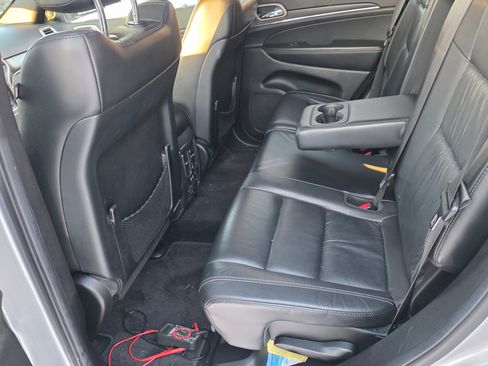 Used 2014 Jeep Grand Cherokee Limited image 8