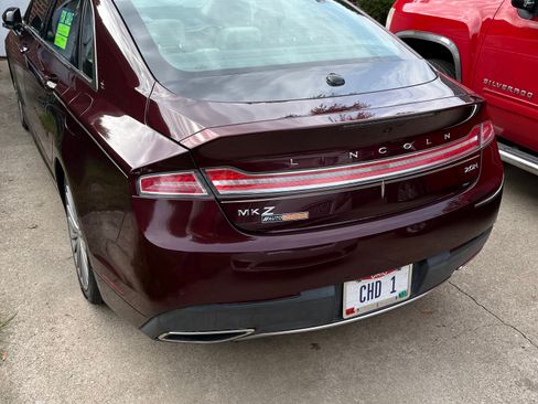Used 2017 Lincoln MKZ Reserve w/ Climate Package image 11