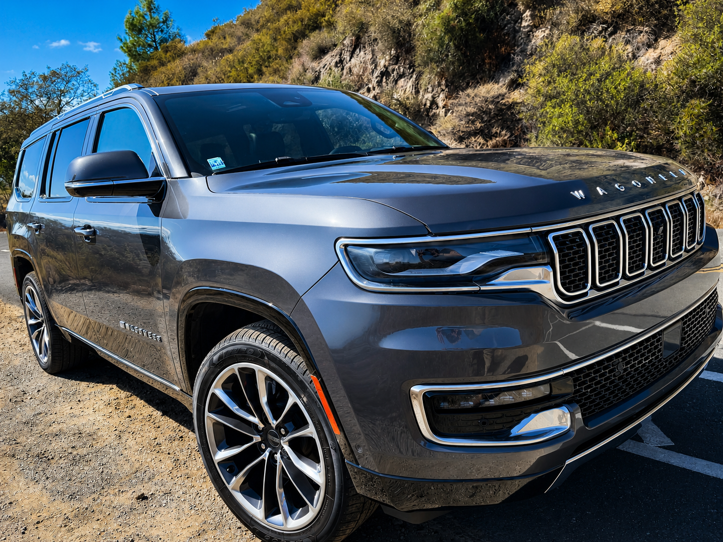 Used 2022 Jeep Wagoneer Series III w/ Premium Group I AWD/4WD image 8