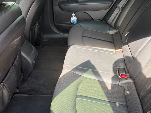 Used 2018 Kia Optima S FWD image 11