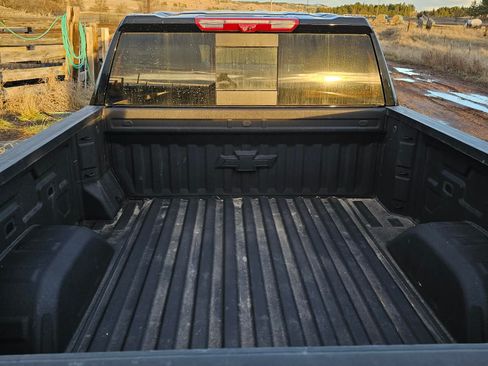 Used 2025 Chevrolet Silverado 1500 High Country w/ Technology Package image 6