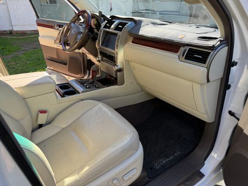 Used 2013 Lexus GX 460 Premium AWD/4WD image 11