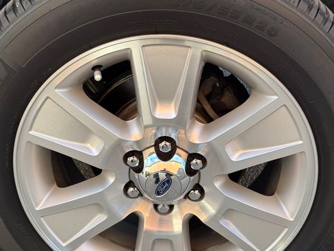 Used 2013 Ford F150 Lariat w/ Luxury Equipment Group image 17