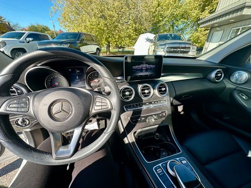 Used 2015 Mercedes-Benz C 300 4MATIC Sedan image 9