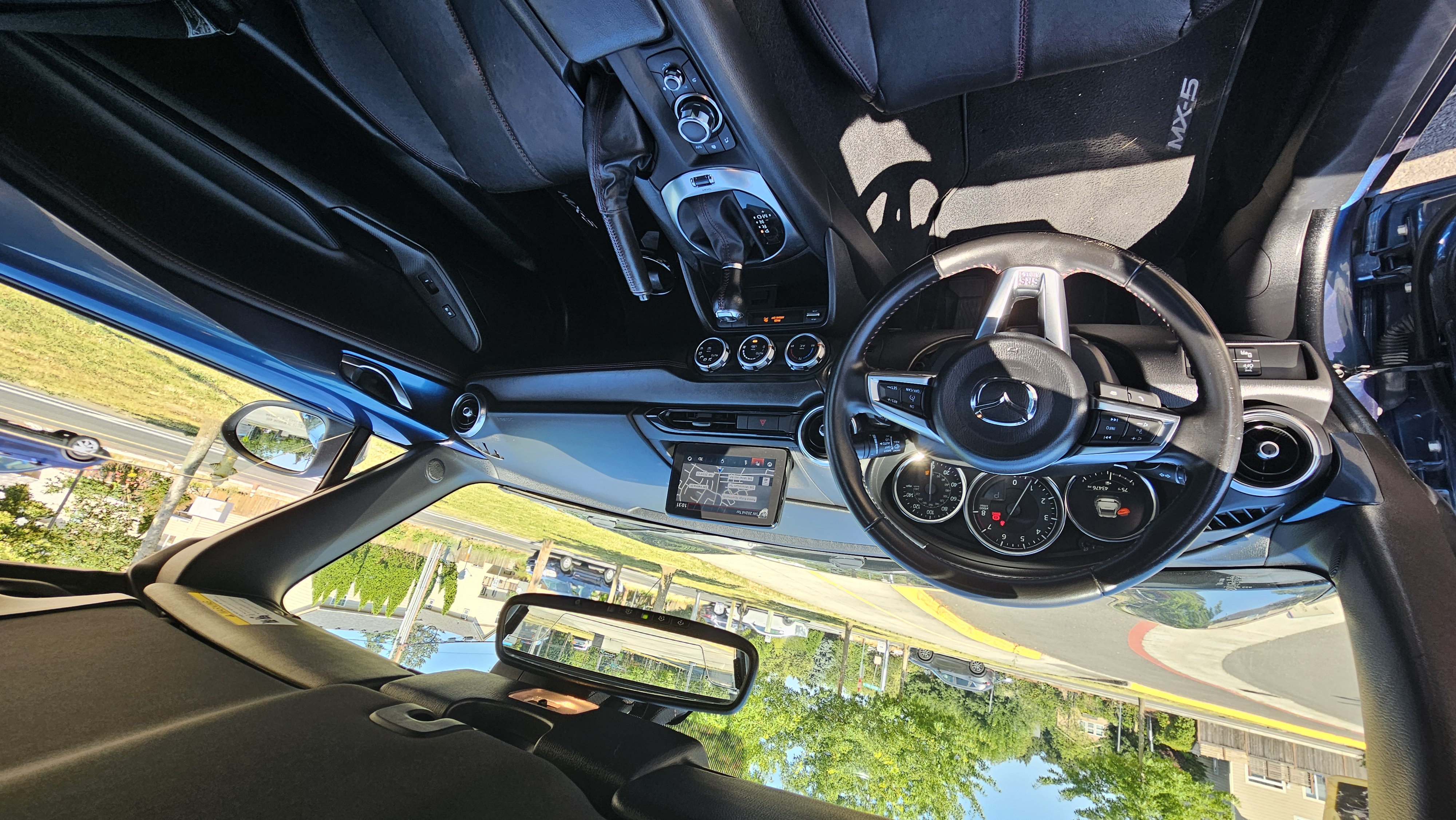 Used 2018 MAZDA MX-5 Miata RF Grand Touring RWD image 15