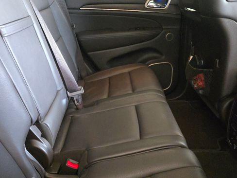 Used 2015 Jeep Grand Cherokee Summit image 23