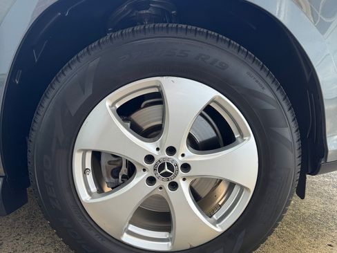 Used 2017 Mercedes-Benz GLS 450 4MATIC image 13