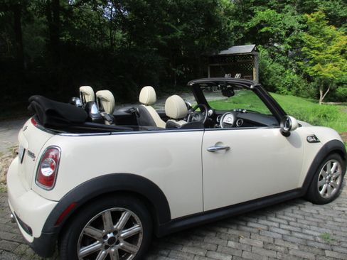 Used 2012 MINI Cooper S image 21