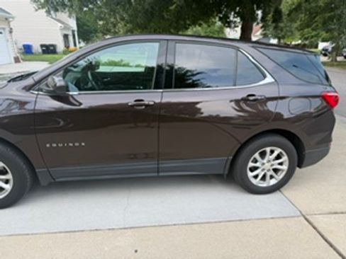Used 2020 Chevrolet Equinox LT AWD/4WD image 13