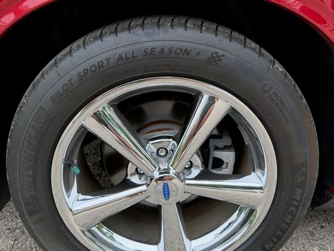 Used 2010 Dodge Challenger R/T RWD image 9