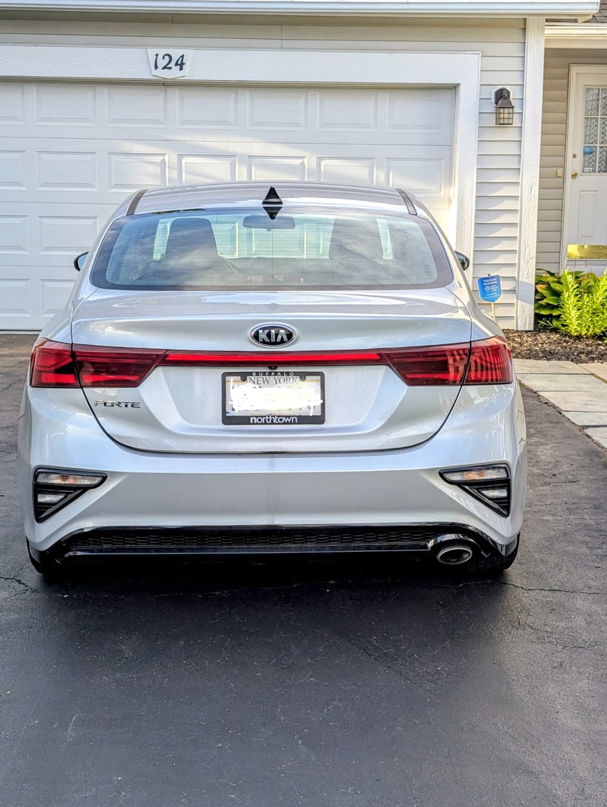 Used 2019 Kia Forte LXS FWD image 8