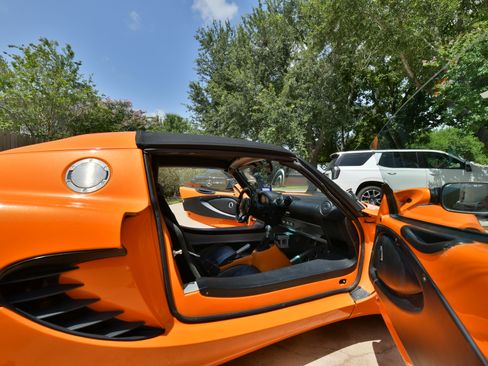 Used 2005 Lotus Elise RWD image 10