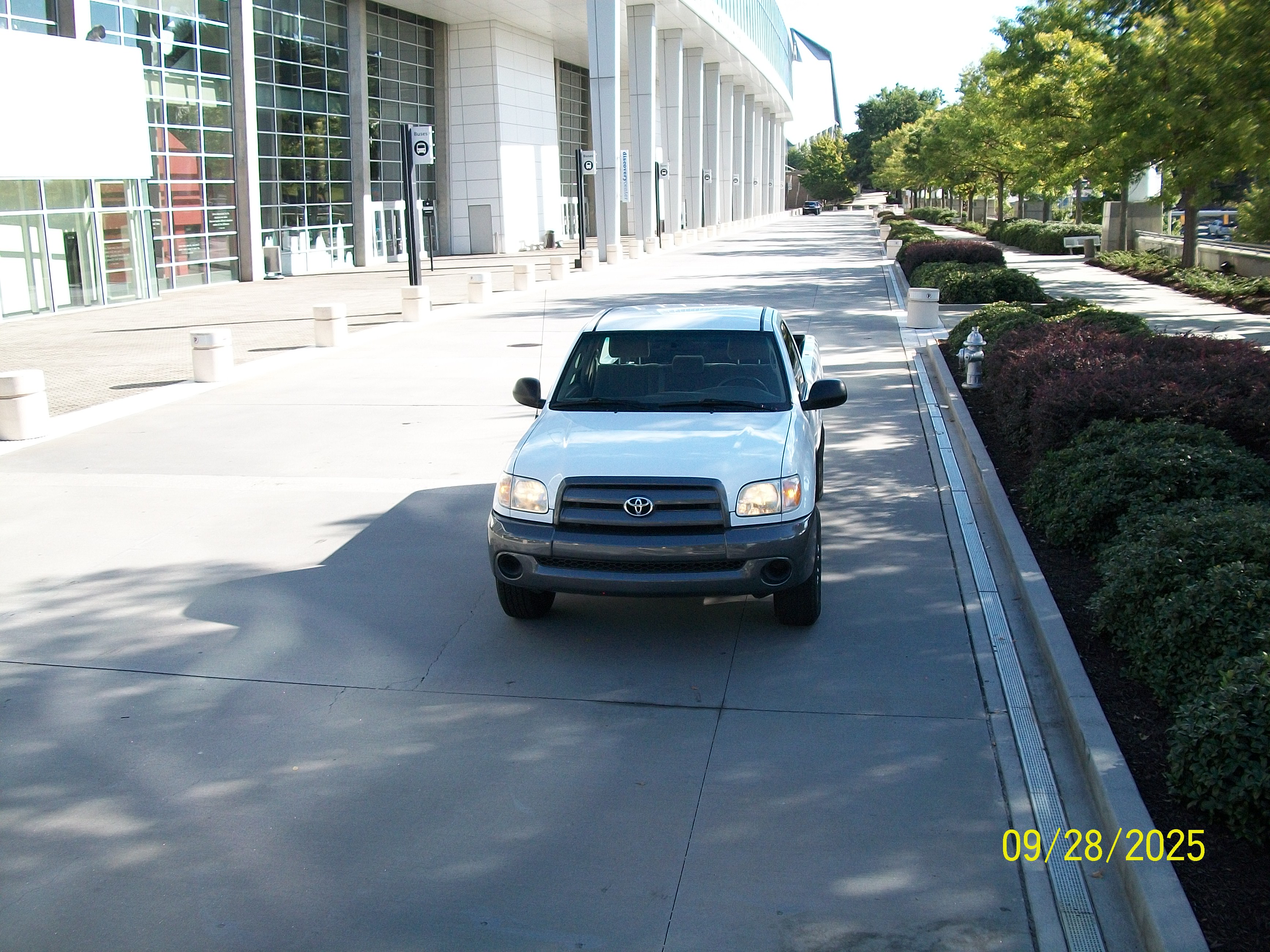 Used 2005 Toyota Tundra 2WD Regular Cab image 1