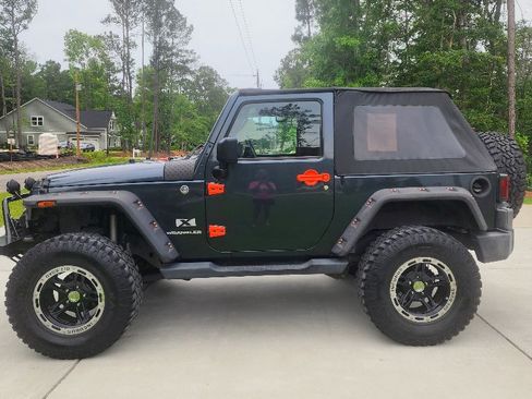 Used 2007 Jeep Wrangler X AWD/4WD image 2