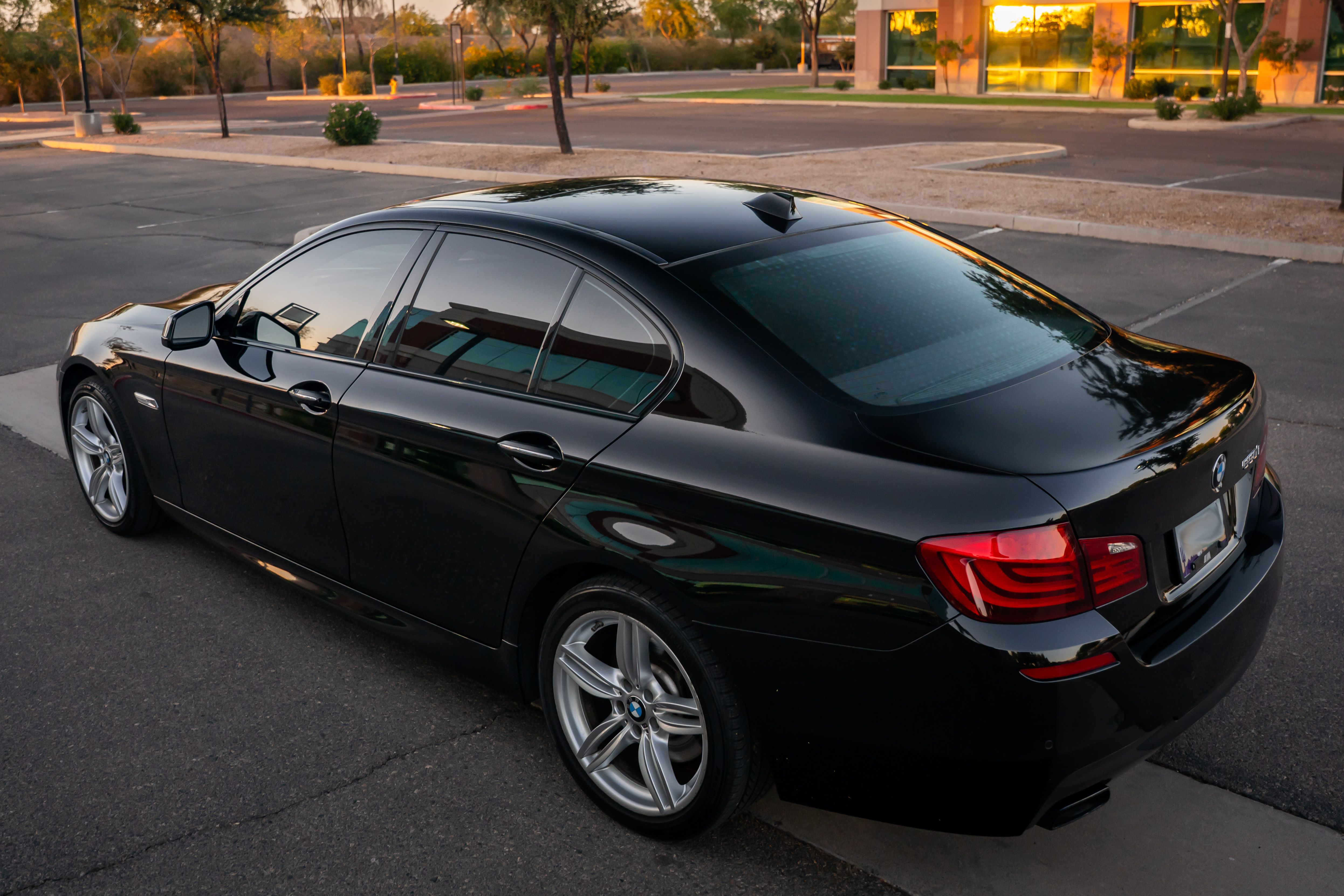Used 2011 BMW 550i Sedan RWD image 8
