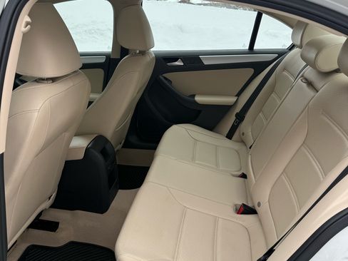 Used 2014 Volkswagen Jetta SE image 15