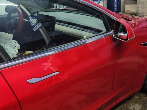 Used 2020 Tesla Model 3 Standard Range Plus image 4