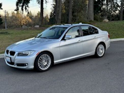 Used 2010 BMW 328i 328i Sedan 4D image 1