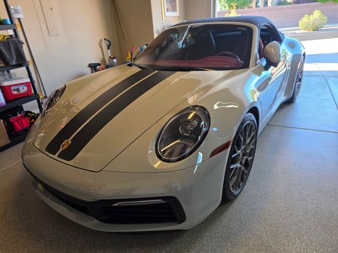 Used 2024 Porsche 911 Carrera image 2