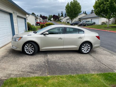 Used 2015 Buick LaCrosse FWD image 4