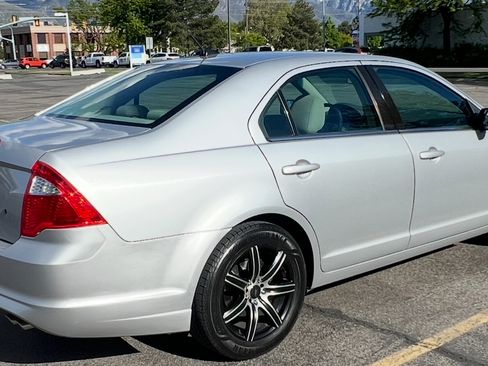 Used 2010 Ford Fusion SE image 11
