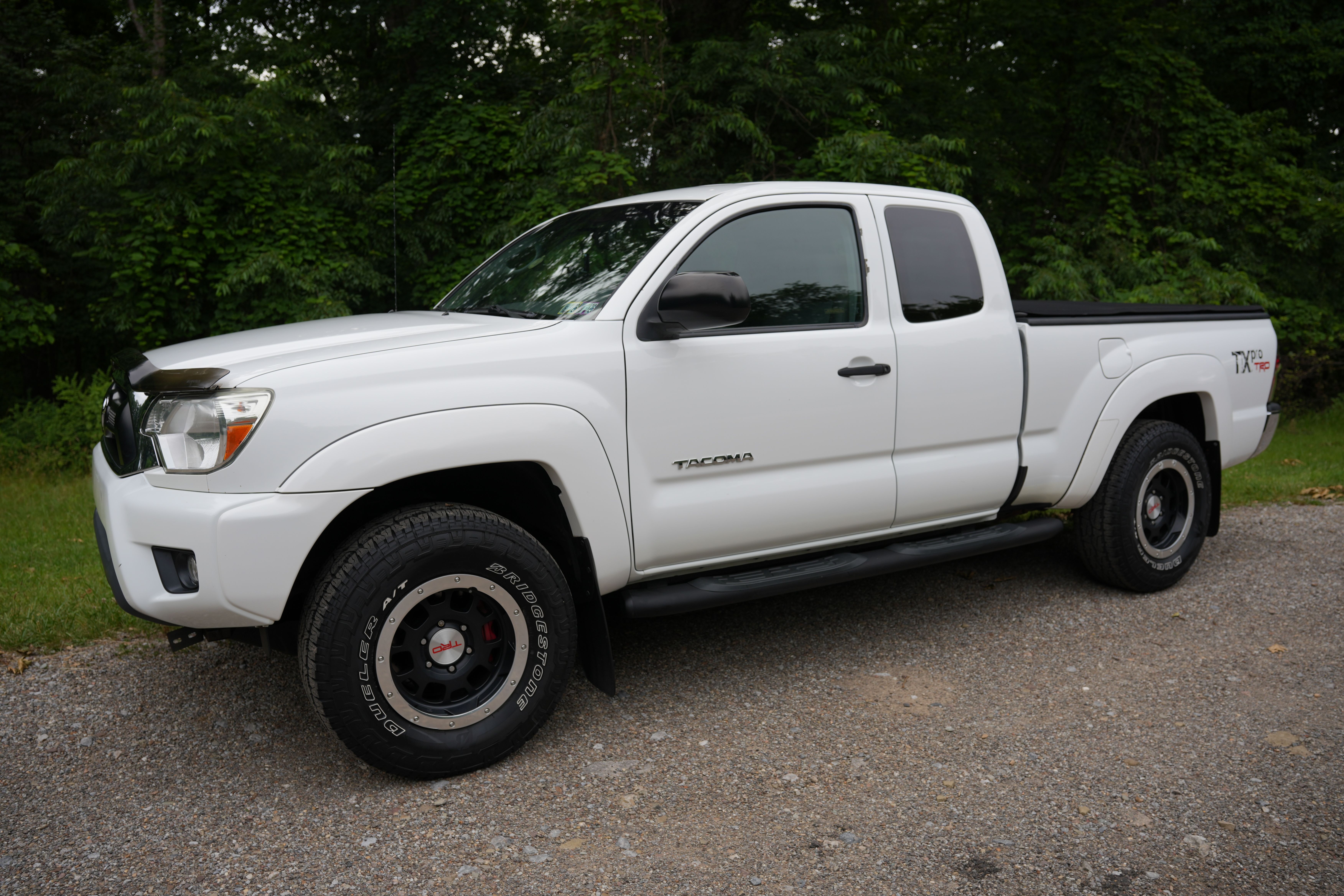 Used 2013 Toyota Tacoma 4x4 Access Cab V6 w/ TRD Off-Road Pkg image 8