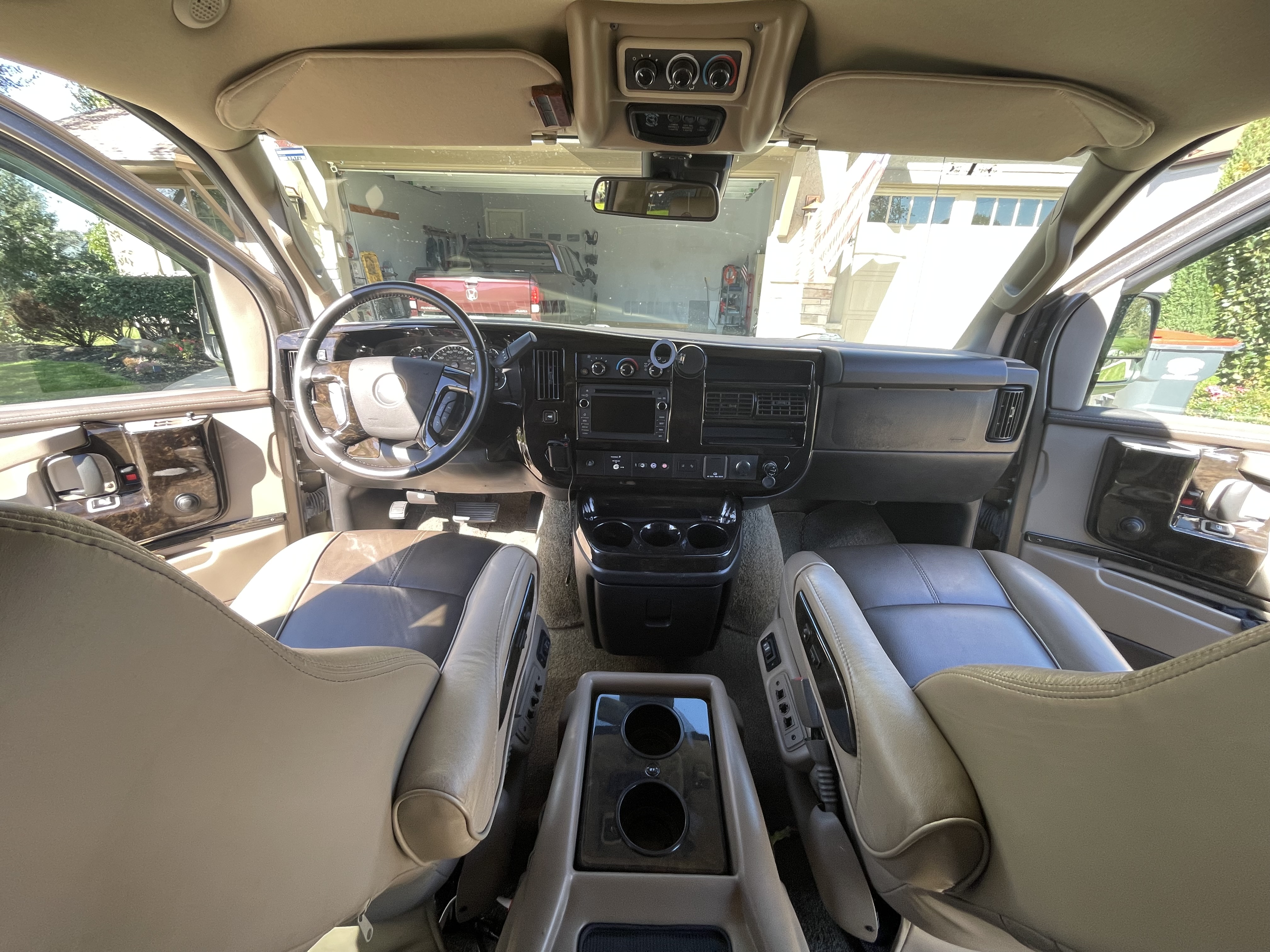 Used 2019 Chevrolet Express 2500 w/ Enhanced Convenience Package RWD image 22