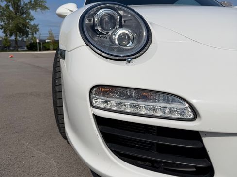 Used 2009 Porsche 911 Carrera S RWD image 25