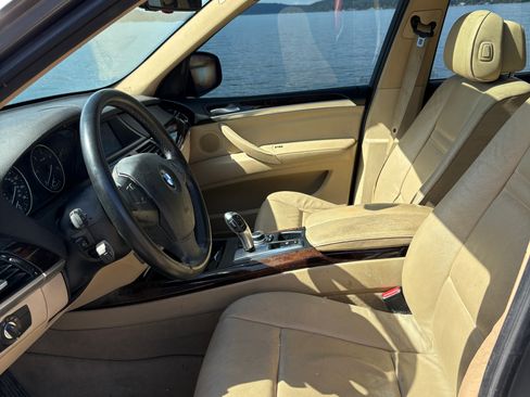 Used 2010 BMW X5 xDrive35d AWD/4WD image 9