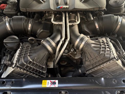 Used 2014 BMW M6 Convertible image 10