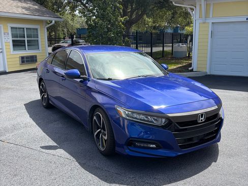 Used 2020 Honda Accord Sport image 4