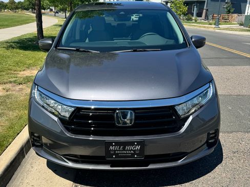 Used 2024 Honda Odyssey Touring image 4