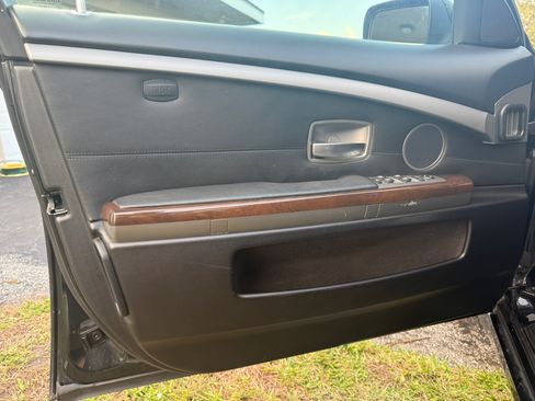 Used 2008 BMW 750Li image 22