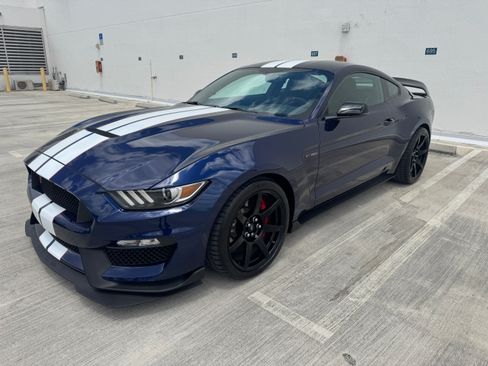Used 2018 Ford Mustang Shelby GT350R w/ GT350R Equipment Group 920A image 1