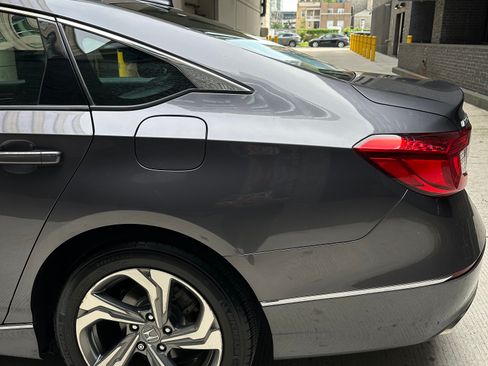 Used 2019 Honda Accord EX-L image 12
