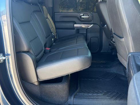 Used 2020 Chevrolet Silverado 2500 LTZ w/ LTZ Texas Edition image 11