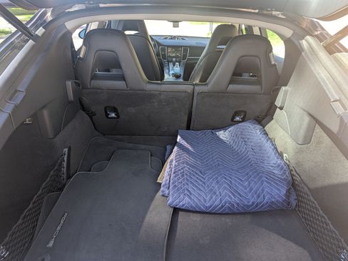 Used 2016 Porsche Panamera 4 Edition image 9