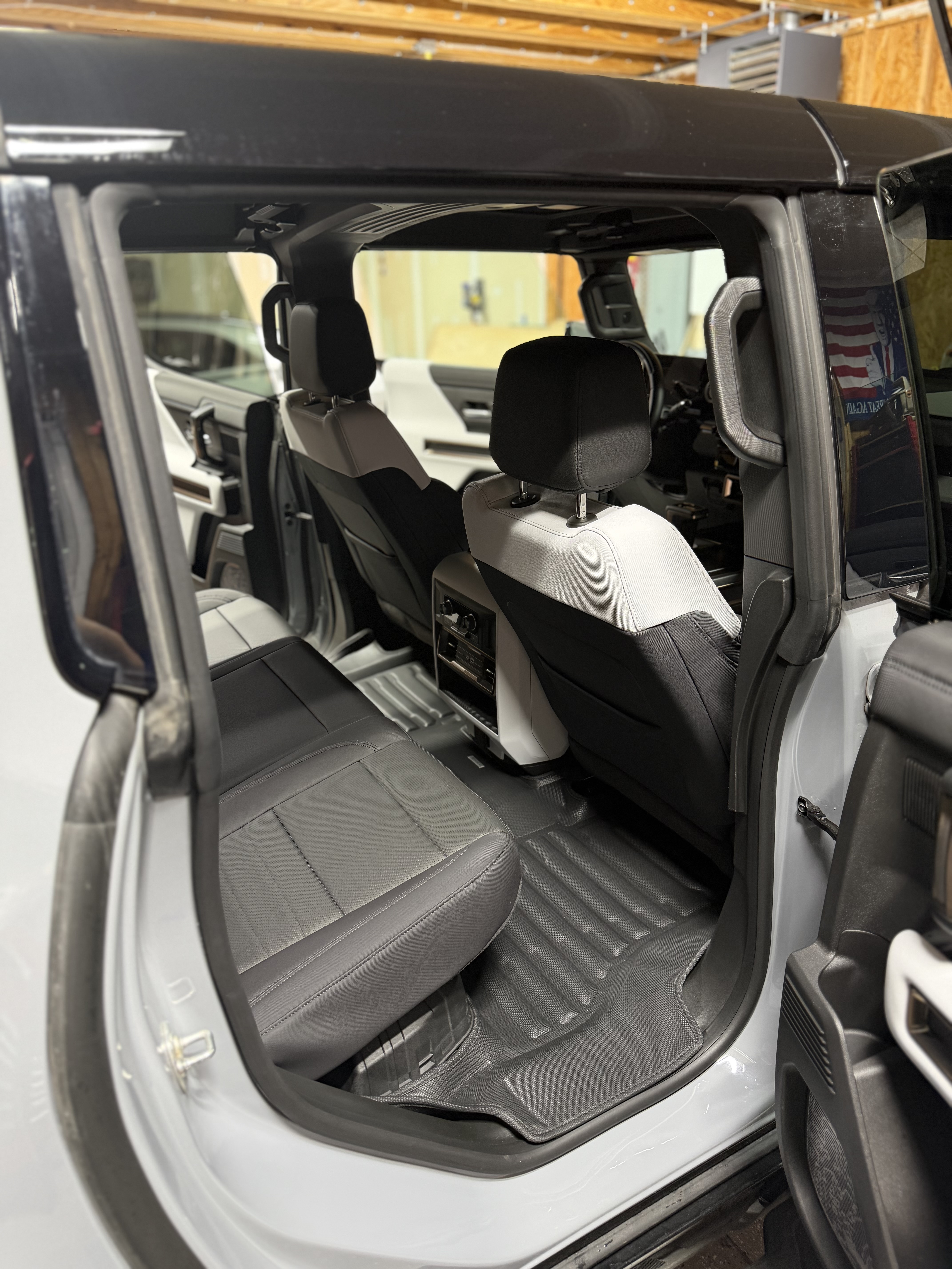 Used 2025 GMC Hummer EV 3X AWD/4WD image 9
