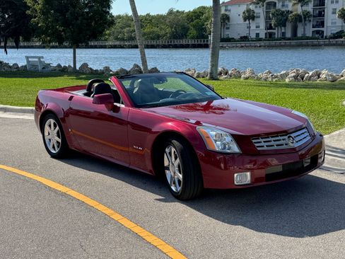 Used 2006 Cadillac XLR Convertible 2D image 15