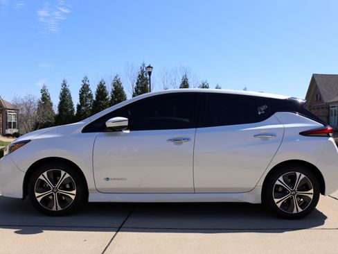 Used 2019 Nissan Leaf SL w/ SL Technology Package image 5