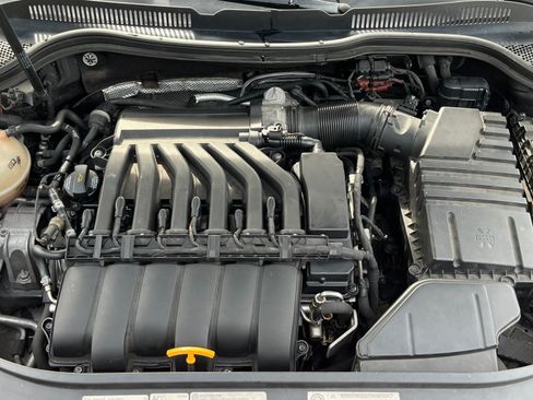 Used 2013 Volkswagen CC Lux image 31